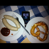 Weißwurst mit Ketchup nach 12 Uhr